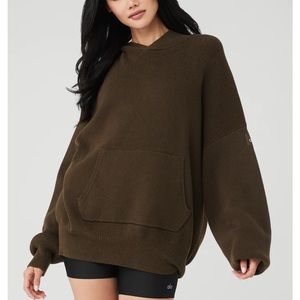 NWOT Alo Scholar Sweatshirt-Espresso